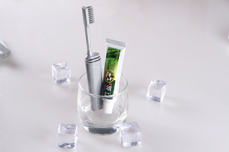 Portable Folding Toothbrush